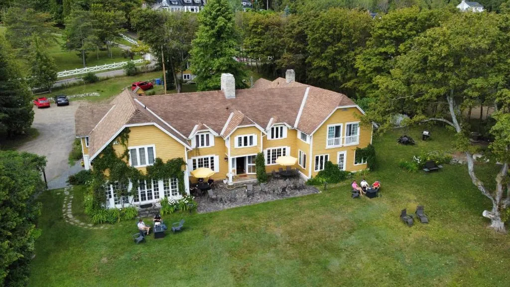 Auberge sur la Côte, hotel in La Malbaie
