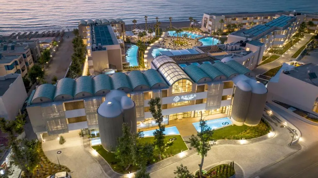 Amira Luxury Resort & Spa - Adults Only, hotel v destinaci Adelianos Kampos