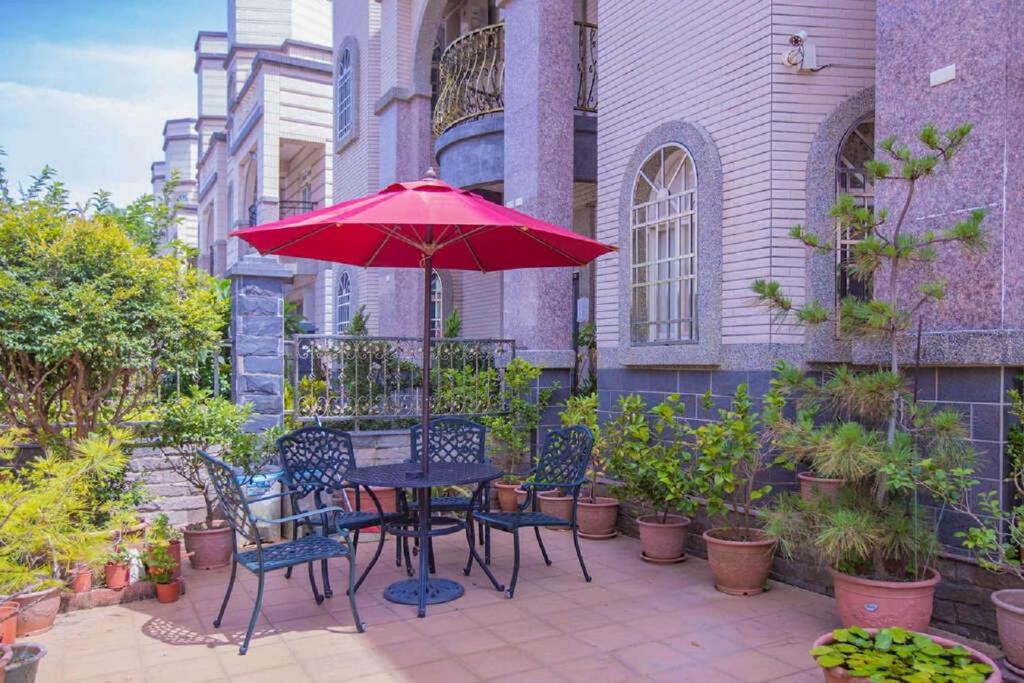 Shang Her Yuan Bed and Breakfast