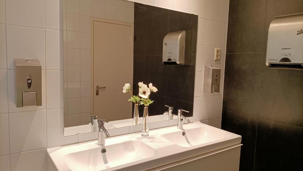 Hotel Rozenburg photo