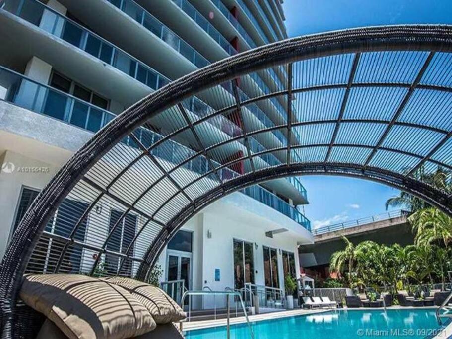 2BR 2Bth Hallandale Beach Miami Ft Lauderdale FL photo