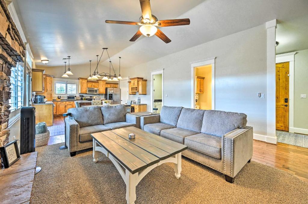 Classy Bellemont Home with Hot Tub and Playground