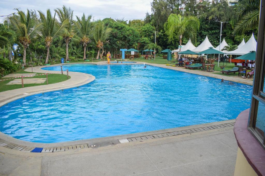 Sunset Paradise Holidays Homes photo