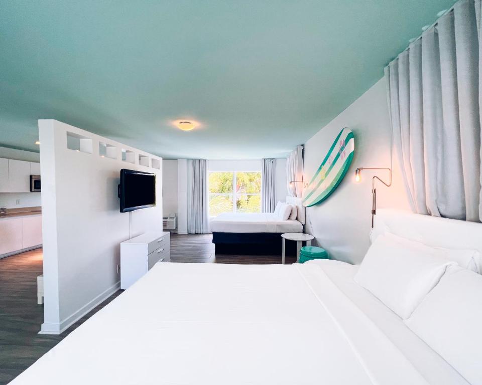 Aqua Hotel