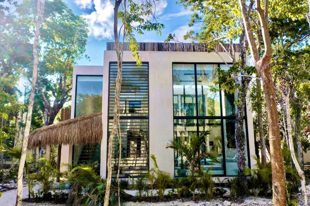 Villa Xuncari en el corazón de la selva Tulum - 1