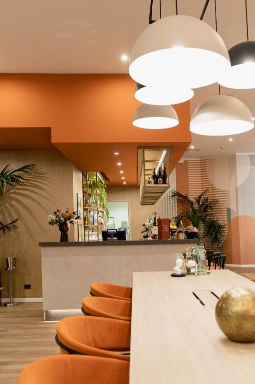 Pub/Lounge