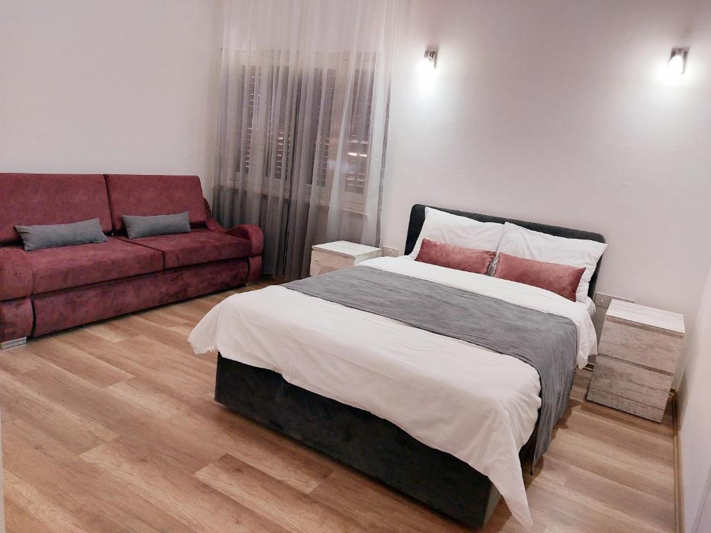 Secret garden 03, Famagusta