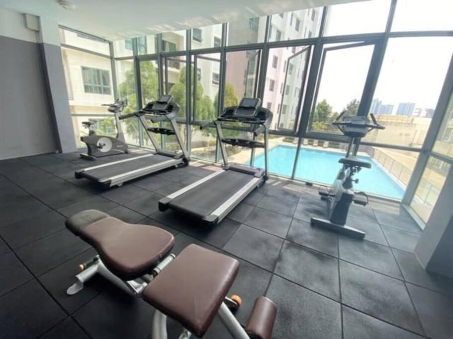 Lovely Dpulze 1 Bed Room with Pool @cyberjaya ;- ) photo