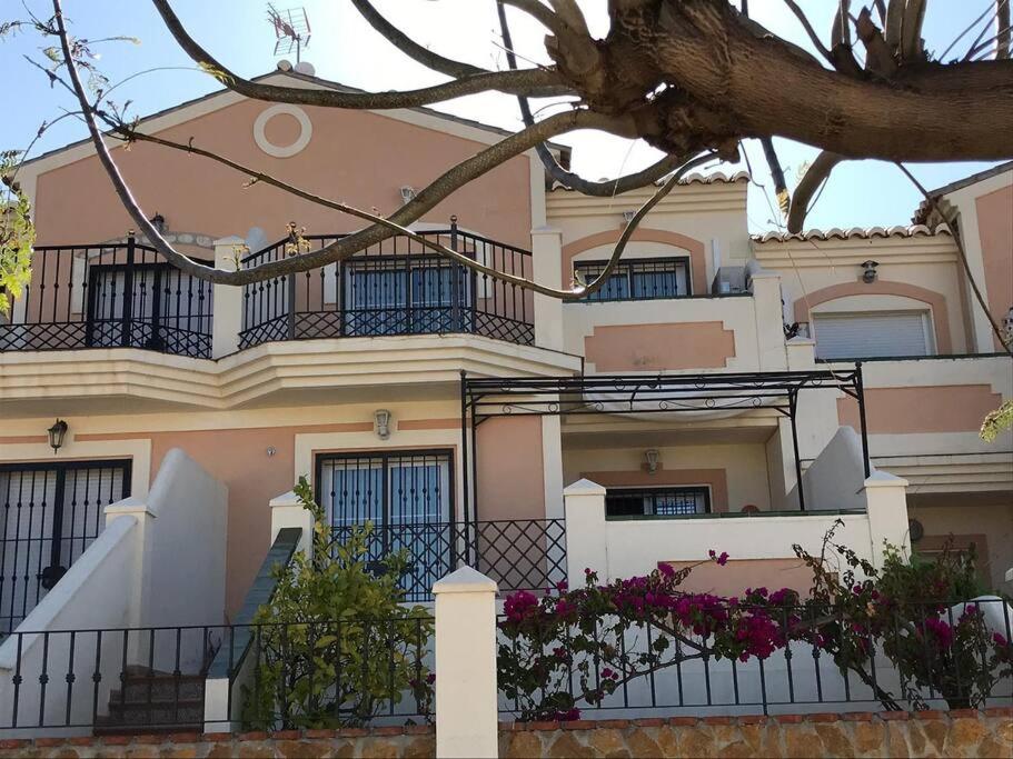 Stunning 2-Bed House in Nerja w. pool, a/c, garage - 4