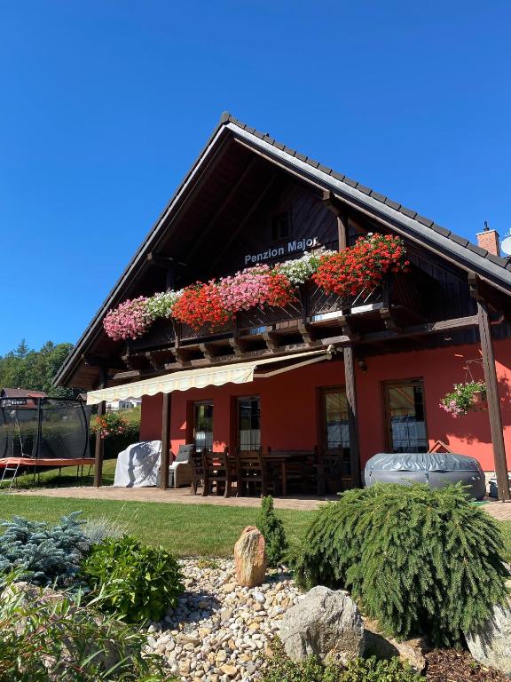 Penzion Major — Hotel in Rokytnice nad Jizerou
