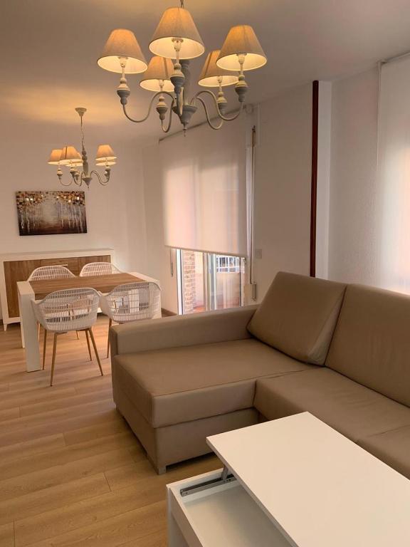Acogedor y Espacioso apartamento en Alicante photo