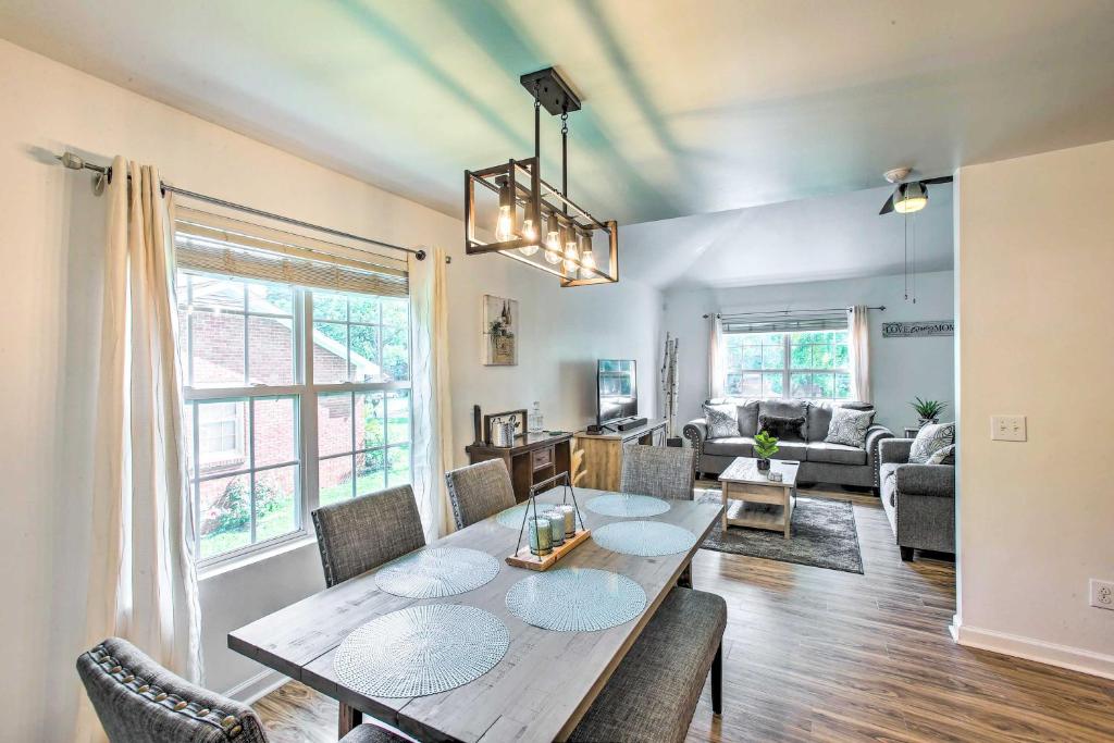Charming Springfield Escape with Furnished Deck, Springfield
