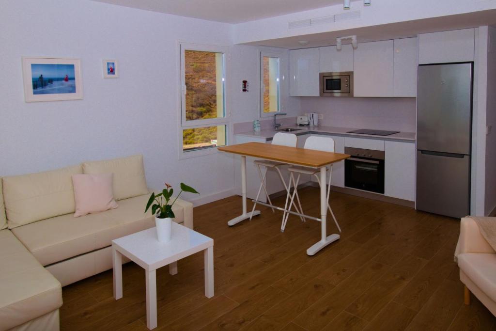 APARTMENT BY THE SEA CALACEITE - 4