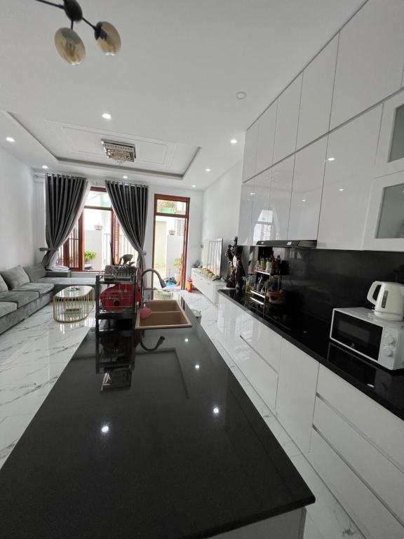 Aloha Homestay “4 bedrooms – 1 kitchen – 1 terrace”