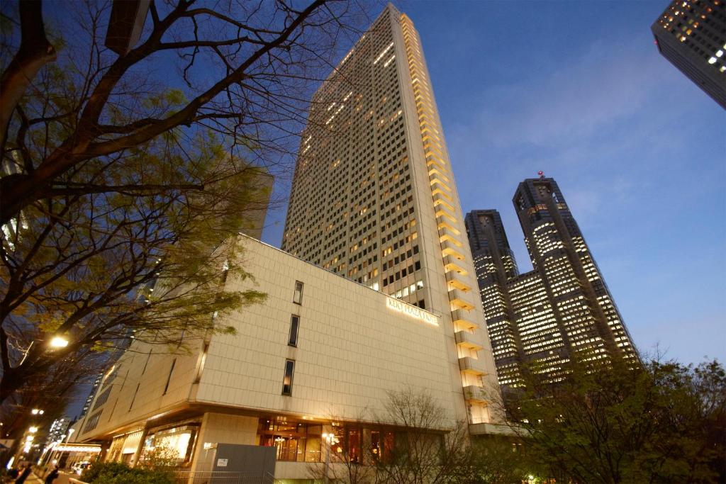 Hotel concierge and services
