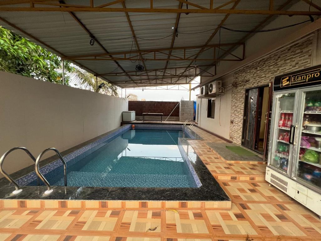 iIRA stays - Subhadra Holiday Home, Kihim, Alibaug photo