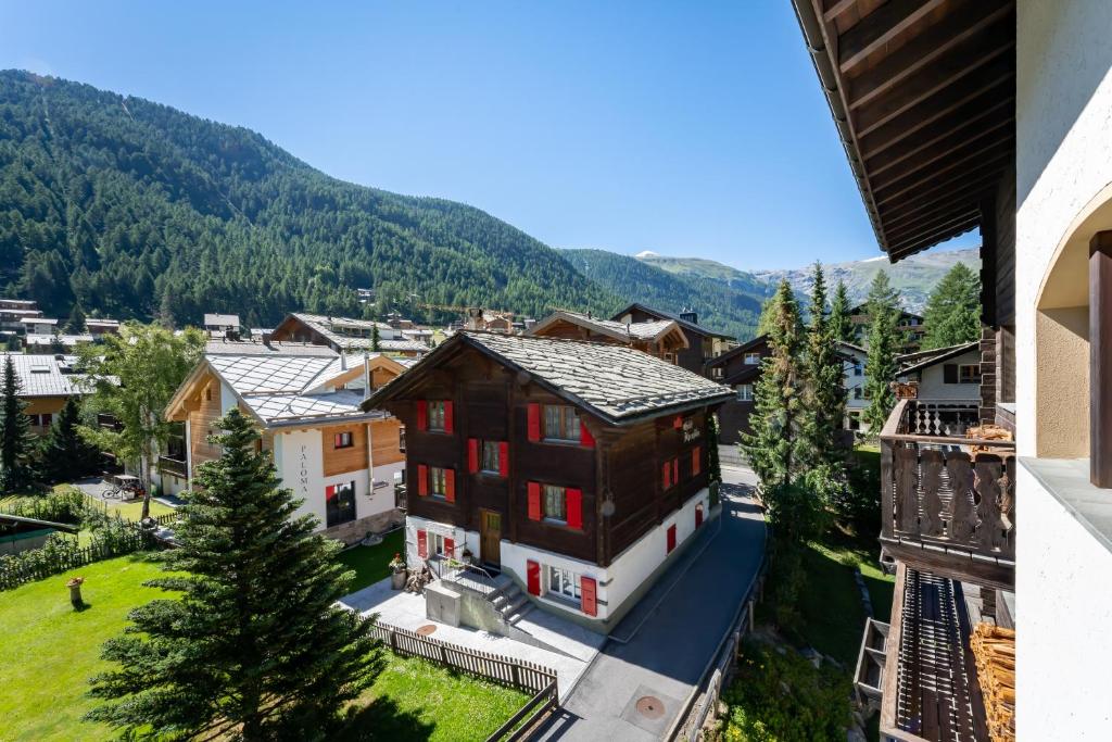 Haus Zer Weidu photo