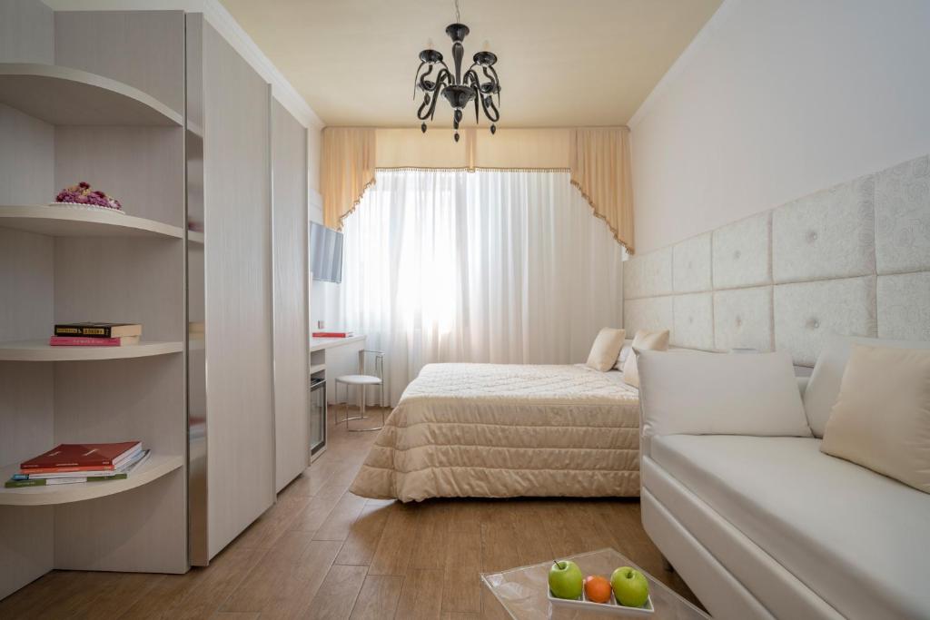Hotel Re Enzo - 4