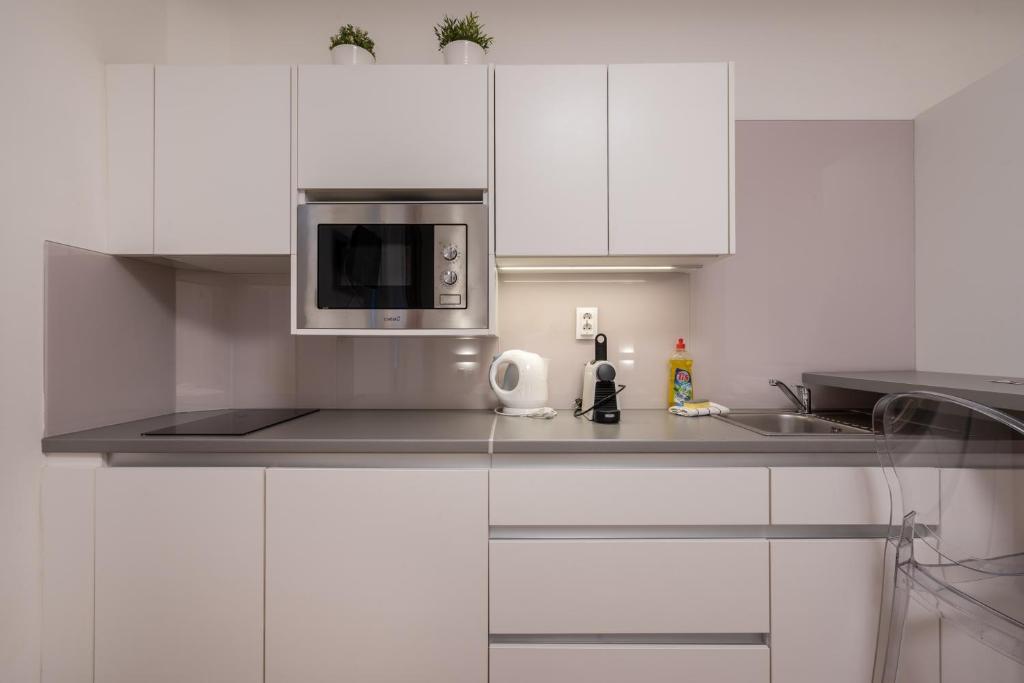 The City Block Apartments photo
