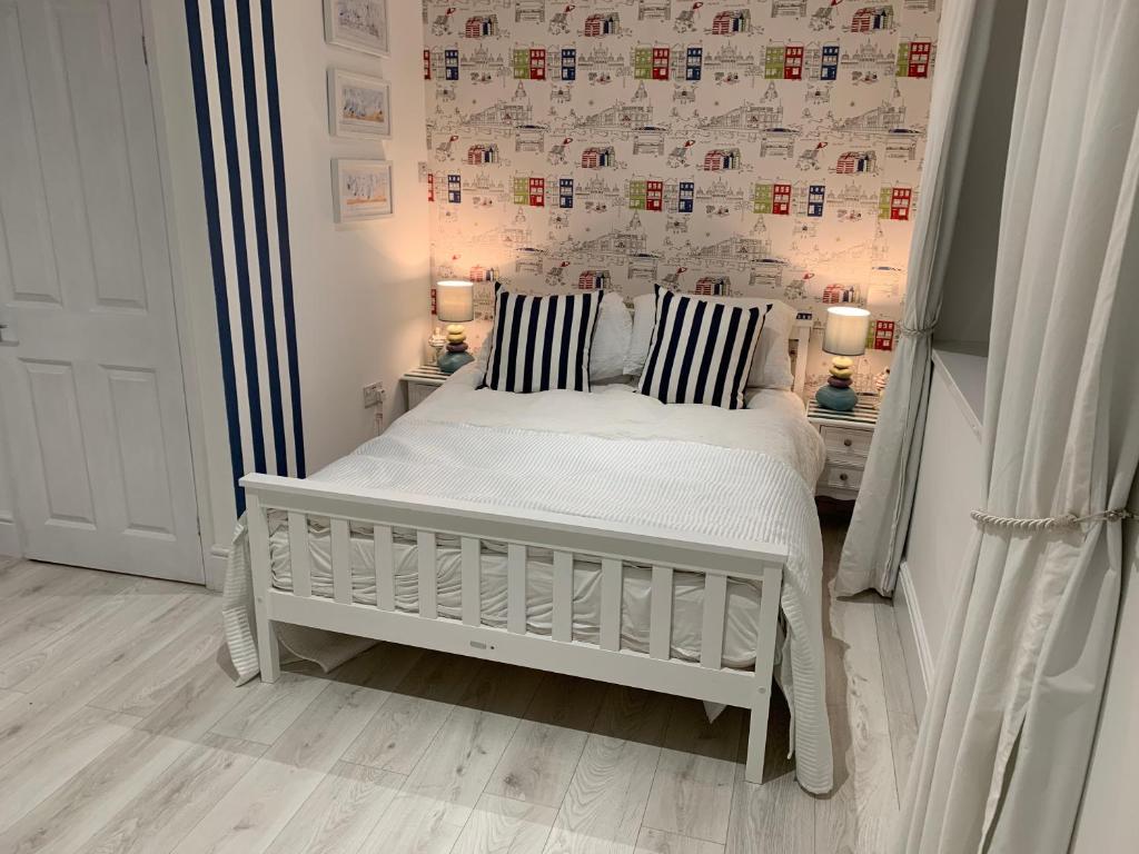 Coastal Joy - Room 1