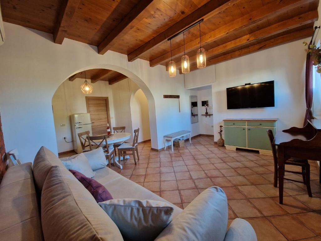 Wine & Apartment VINALES, Koper