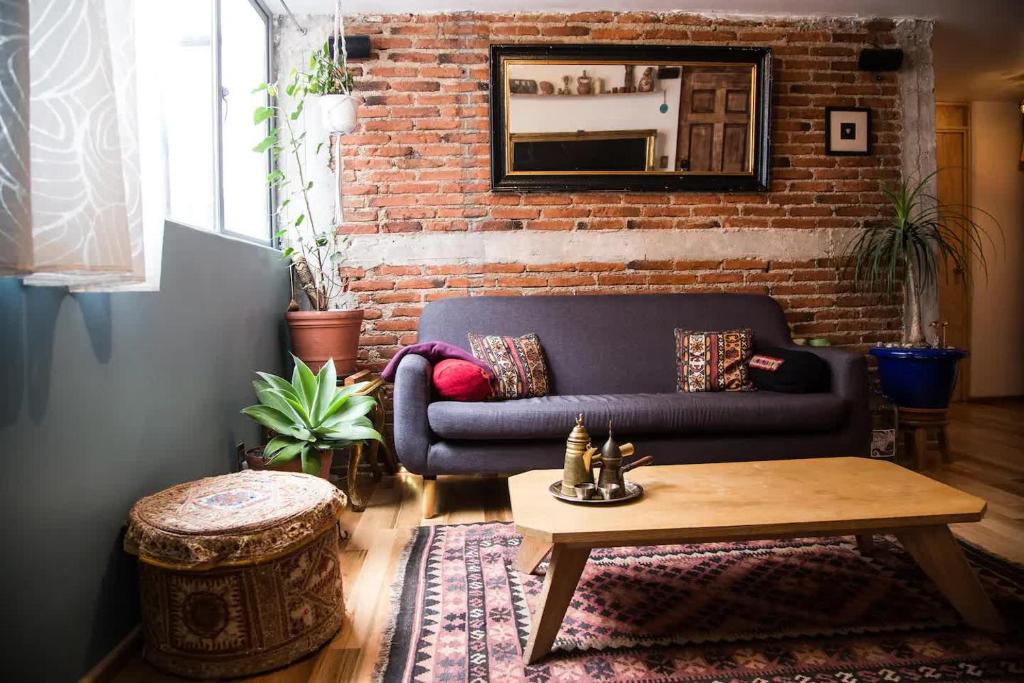 Unique & Comfy with AC near Mercado Medellin, Mexiko