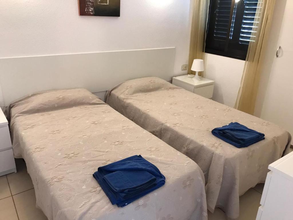 Apart Hotel 1 bed Apartment 6A2, Victoria Court 1, Los Cristianos, Tenerife - 4