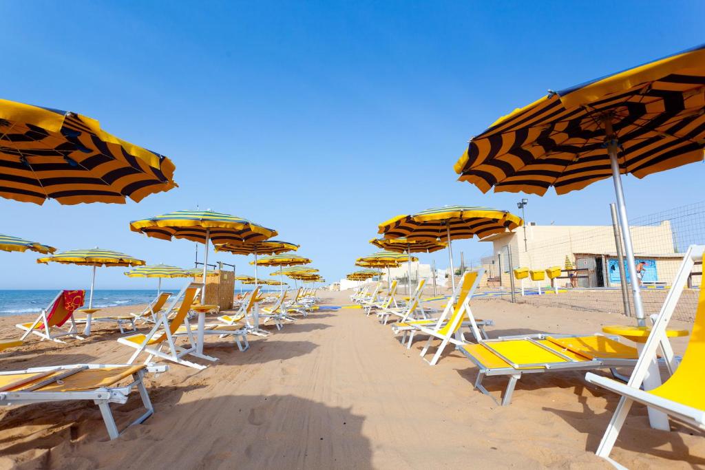 Triscinamare Hotel Residence — Beach in Castelvetrano, Sicily