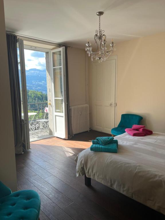 onlysaintg - Apartment Bernadette Spacious 4 bedrooms Great views, 120 m2 Only 500m from the centre and ski lift GREAT YEAR ROUND - 5