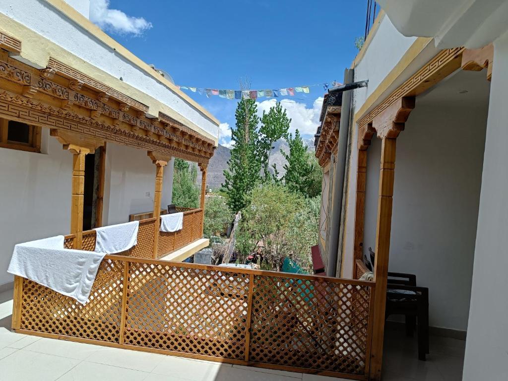 Himalayan Regal House photo
