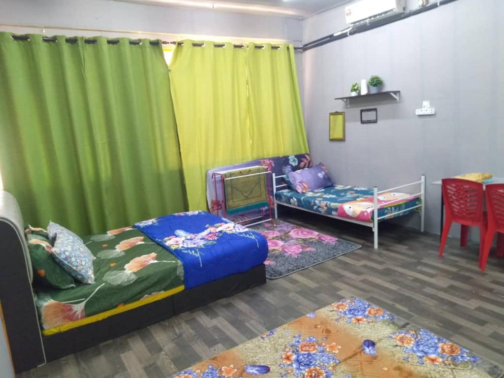 HOMESTAY CHENDERING 0189863944 — Hotel in Kuala Terengganu