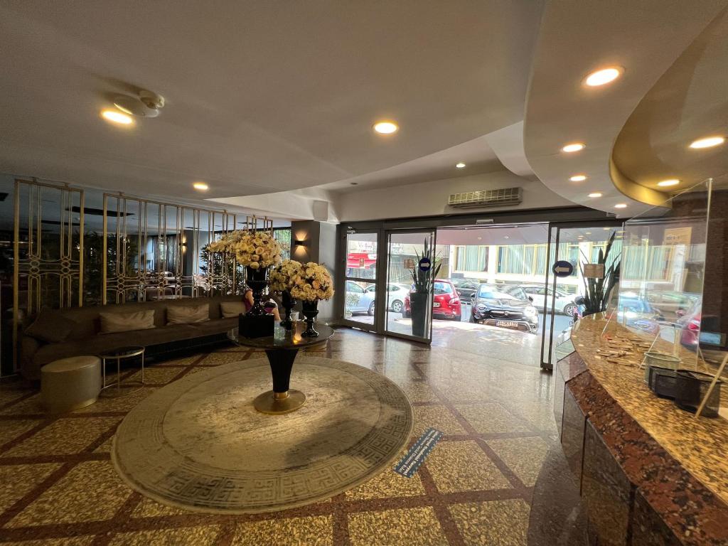 All Seasons Hotel photo
