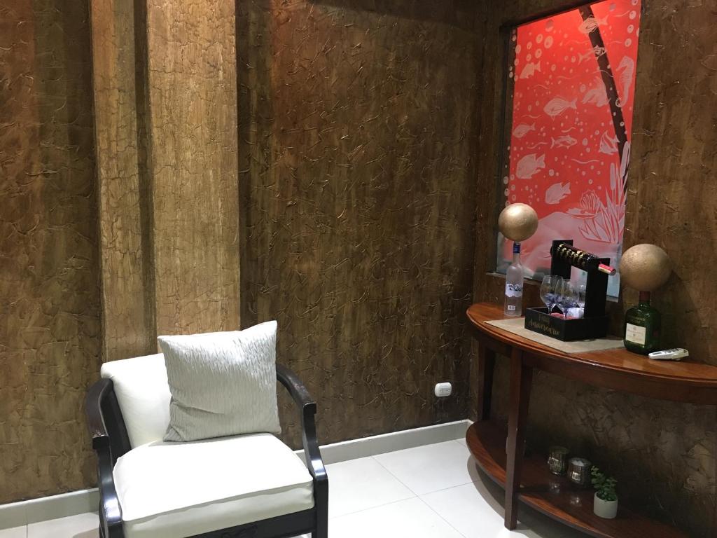 Hotel Premier Inn - 4