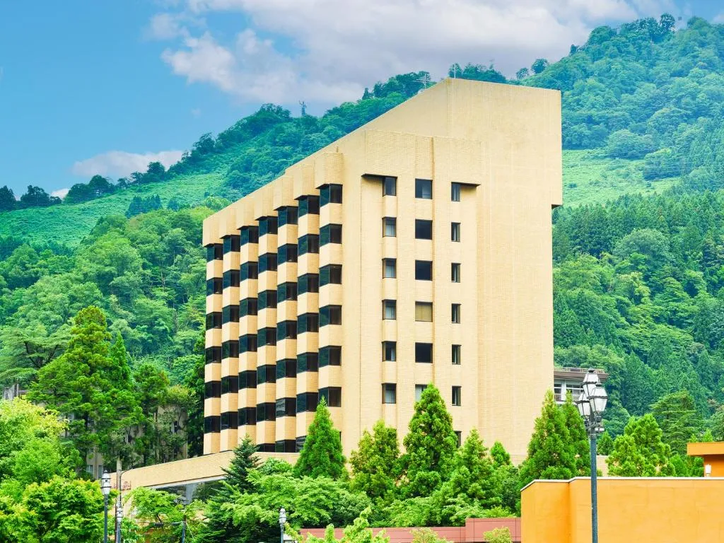 Grandvrio Hotel Unazukionsen, hotel in Kurobe