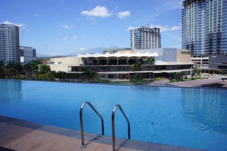 Abreeza place T1-1702 photo