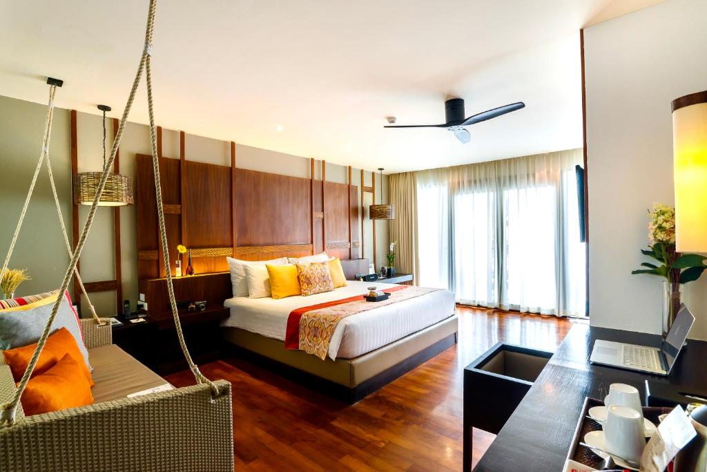 더 록 후아힌 비치프론트 스파 리조트 (The Rock Hua Hin Beachfront Spa Resort)