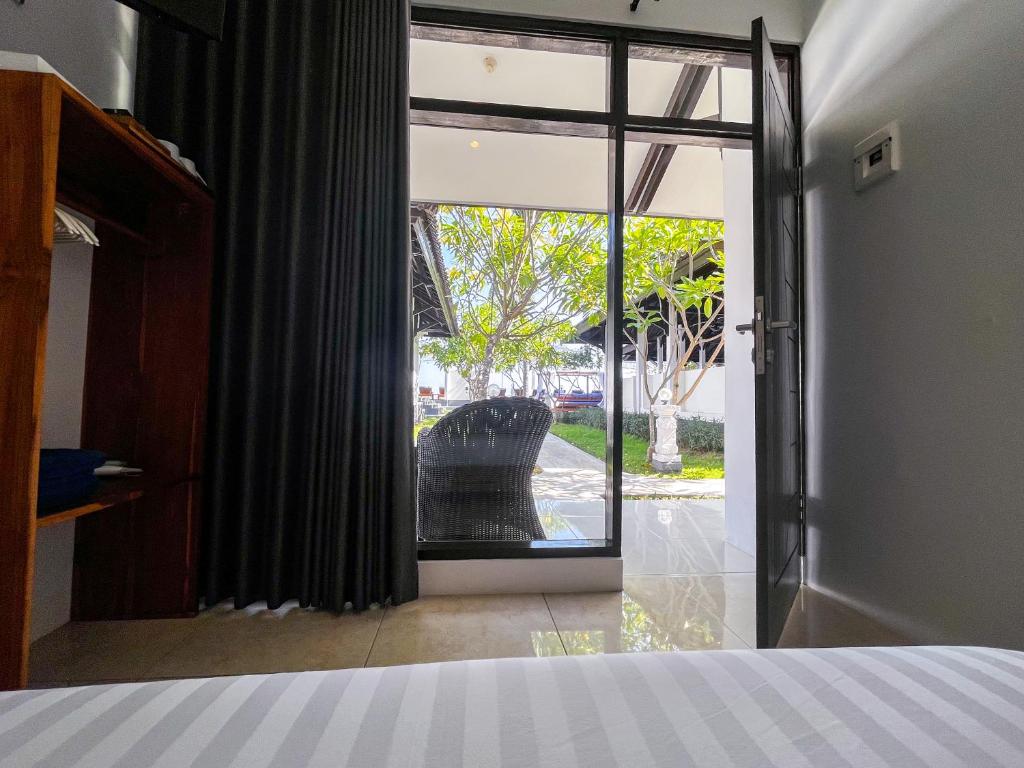 Bale Solah Beach Club & Hotel photo