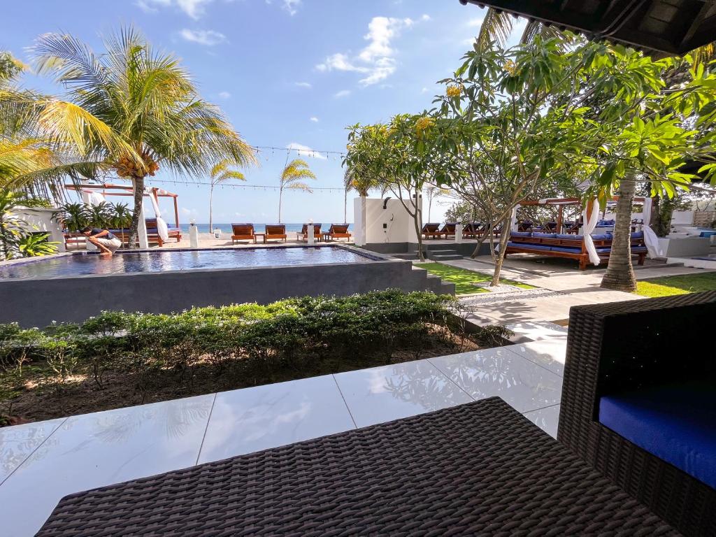 Bale Solah Beach Club & Hotel photo