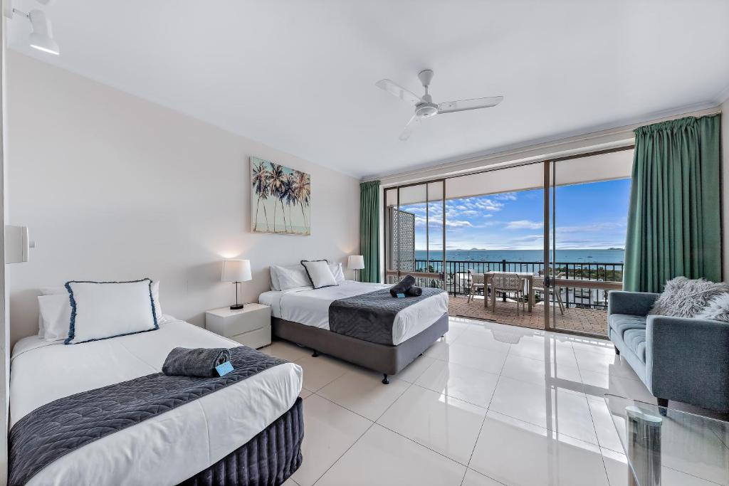 Central Ocean View Studio 27a, Airlie Beach