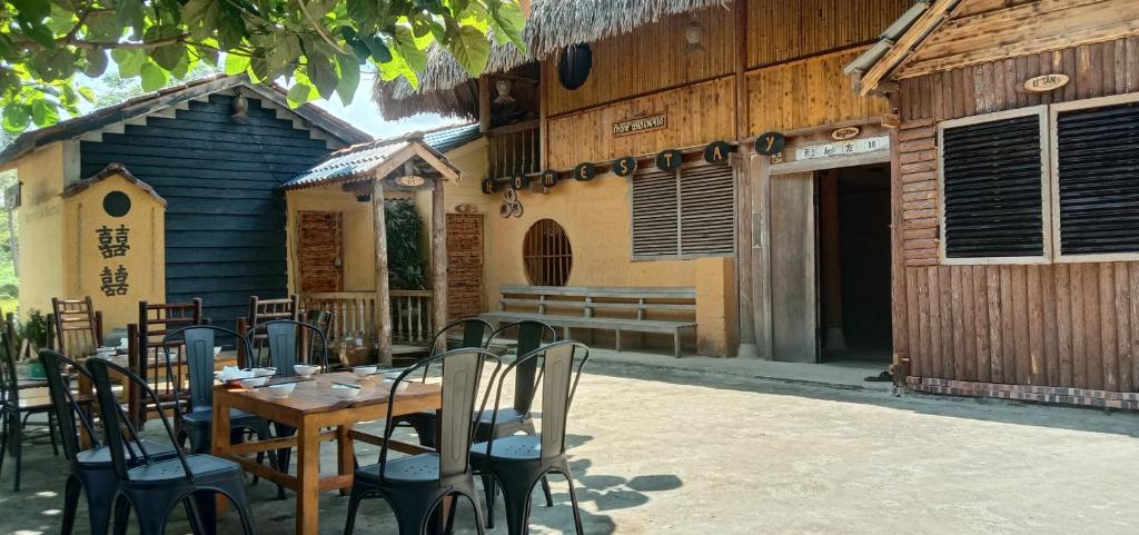 Looc Homestay