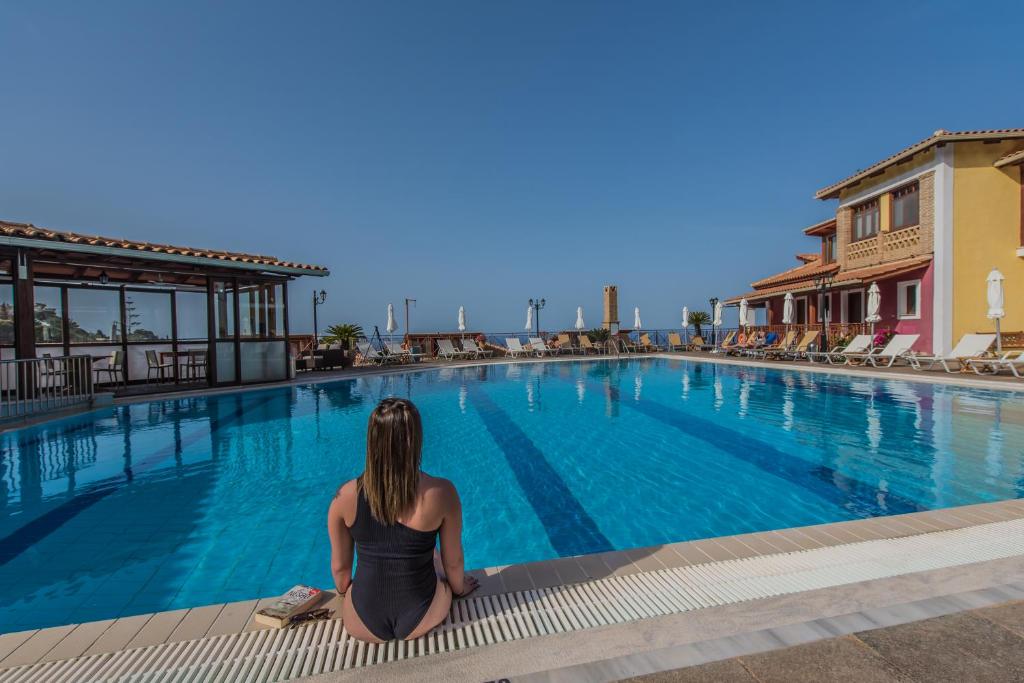 Sea View Village photo