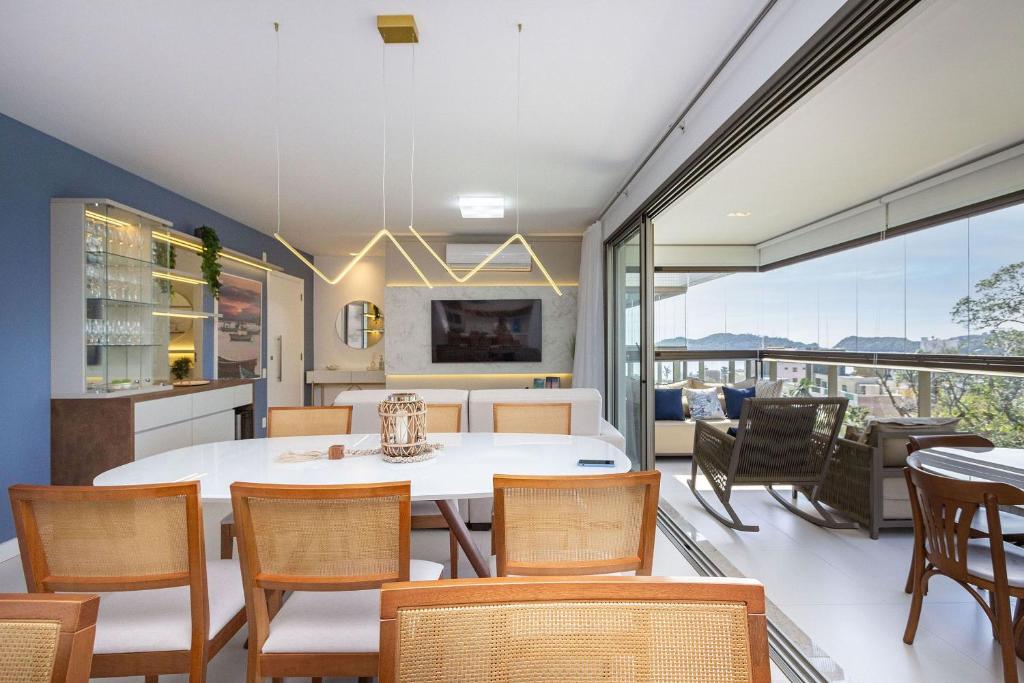 Punta Blu 201-9 – Apartamento de alto padrão em Condomínio Exclusivo, Quadra poliesportiva - Piscina - Portaria 24h., Bombinhas