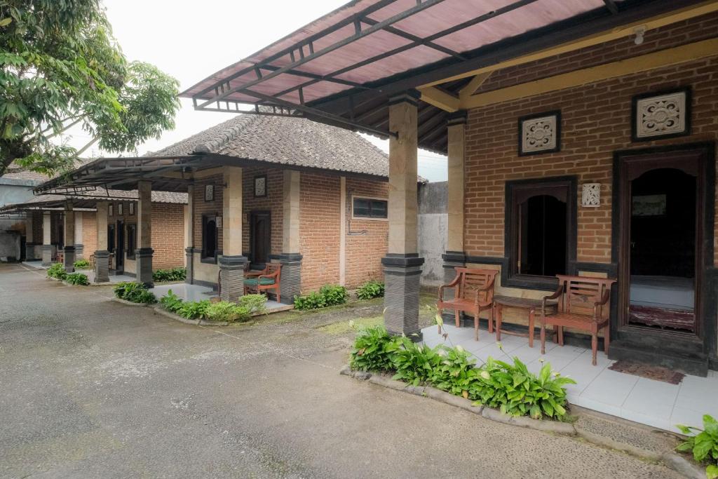Exterior view, Pelangi Homestay RedPartner in Bali