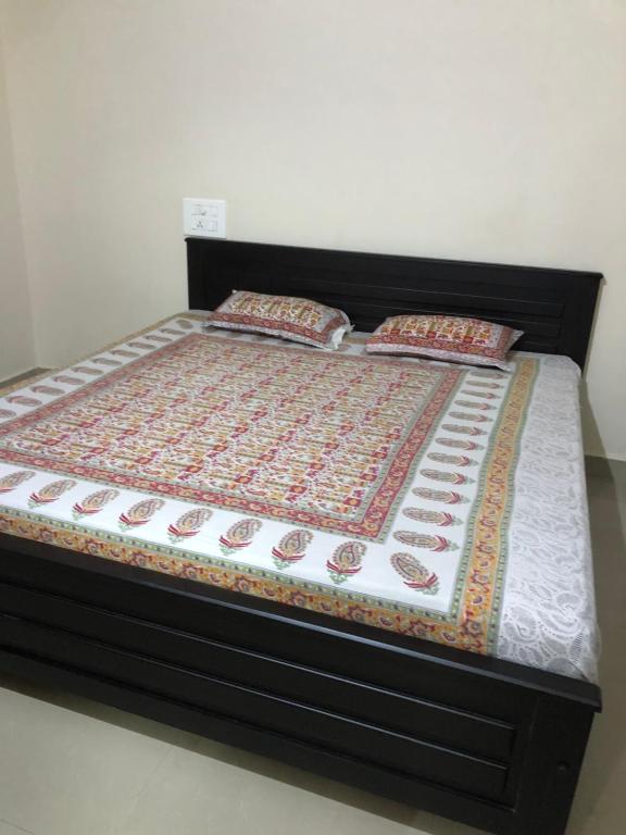 Mountain view lake front Home ( Non AC 2 bhk ) photo