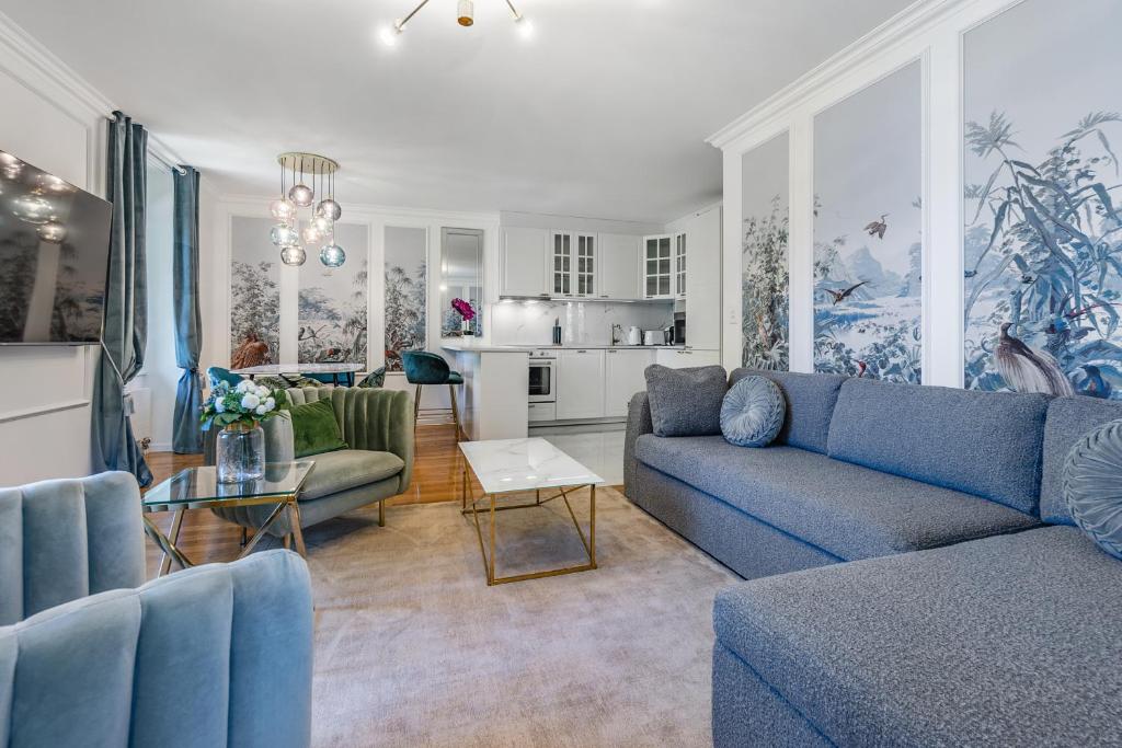 Soft Glam 1-bedroom appt - Lake & Mountain View - 2