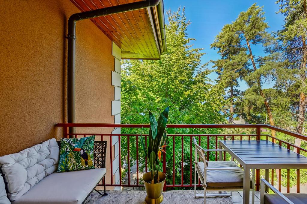 L'Eden studio with a balcony - Lake View - 2