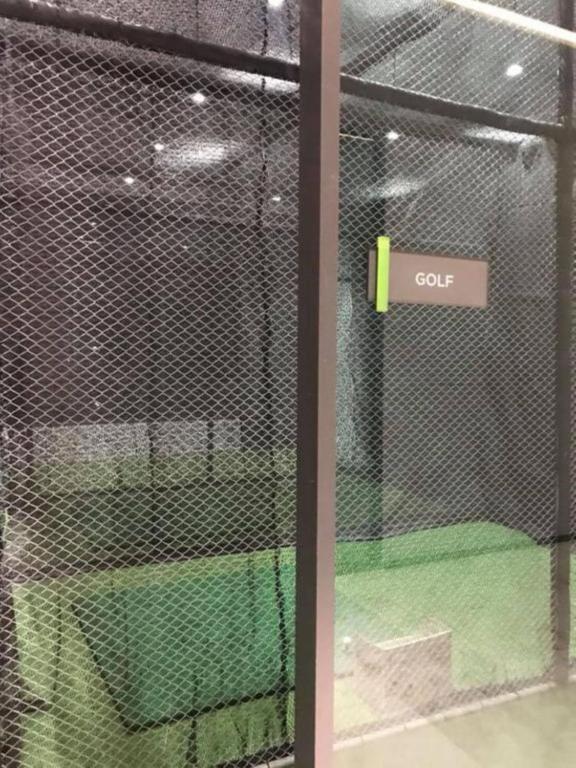 Mini golf course