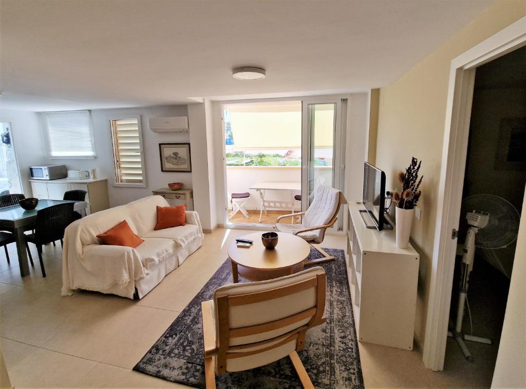 Appt Corriol just 200m from the Arenal beach - 3