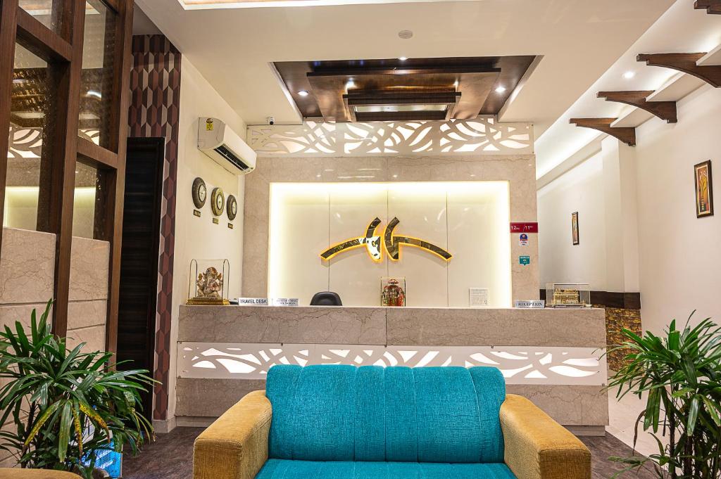 Hotel Royals Grand Galaxy photo
