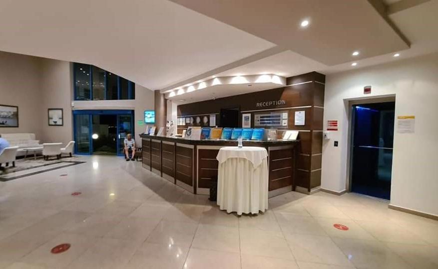 Sineva Beach Hotel - All Inclusive — Hotel building in Sveti Vlas, Burgas Region